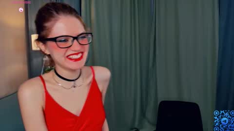 Snapshot of odettechurchwell chatting on October 16, 4:02 am Eli online show from October 16, 4:02 am