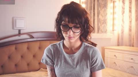 Thea online show from January 19, 5:33 am