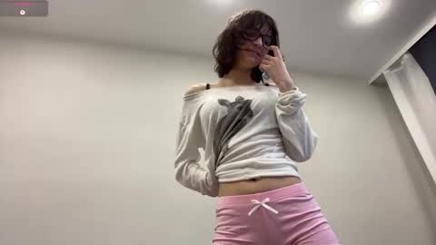 Thea online show from February 18, 4:52 am