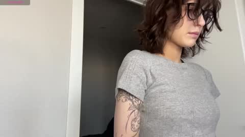 Thea online show from March 16, 4:29 am