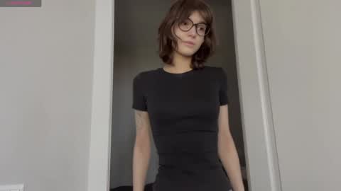 Thea online show from April 12, 4:50 am