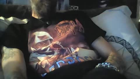 Snapshot of oedipe666 chatting on July 6, 3:58 am oedipe666cam online show from July 6, 3:58 am