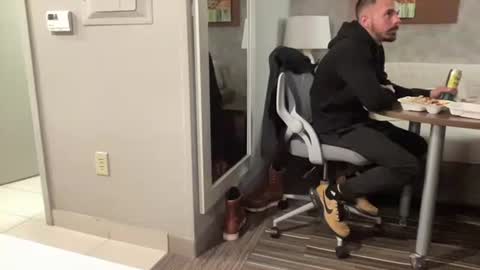 Snapshot of ofthatguy chatting on October 30, 12:12 am ofthatguy online show from October 30, 12:12 am