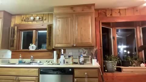 Snapshot of ofthatguy chatting on November 8, 12:44 am ofthatguy online show from November 8, 12:44 am