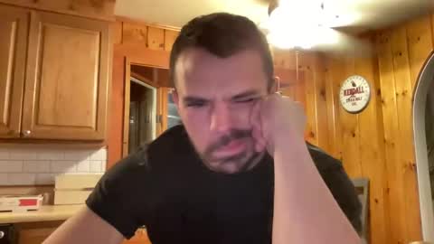 Snapshot of ofthatguy chatting on November 15, 6:55 am ofthatguy online show from November 15, 6:55 am