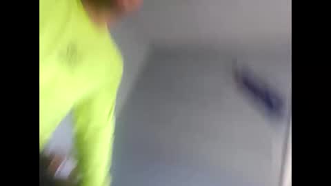 Snapshot of oggmowsod123 chatting on November 10, 6:07 pm oggmowsod123 online show from November 10, 6:07 pm