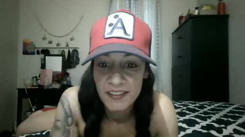 Lit en Cama online show from December 19, 9:28 pm