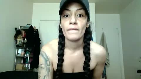 Lit en Cama online show from September 26, 4:00 pm