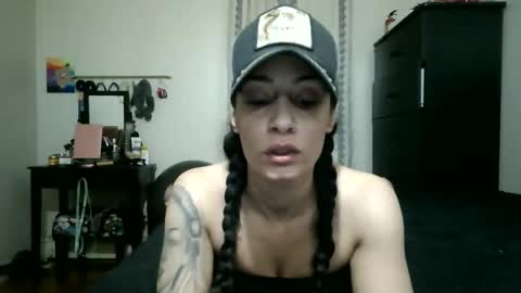 Lit en Cama online show from November 23, 2:44 am