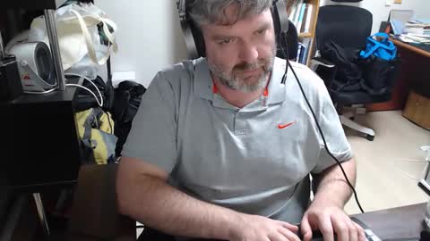 Woman message me men do not make demands and dont ask for pm only ladies. online show from December 21, 4:14 pm