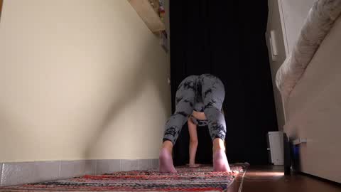 Snapshot of oh__lola chatting on December 6, 5:55 pm Lola online show from December 6, 5:55 pm