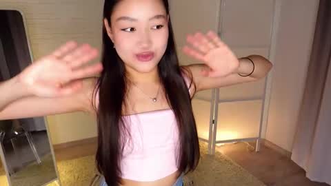 Laura online show from October 21, 1:56 pm