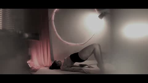 your dear Lilith Chapman online show from December 5, 6:33 pm