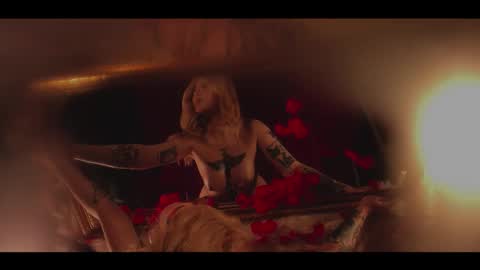 your dear Lilith Chapman online show from October 17, 3:53 am