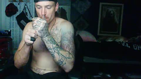 Snapshot of oh_you_know69 chatting on September 9, 9:42 am who dares toss me some tips lets have fun online show from September 9, 9:42 am