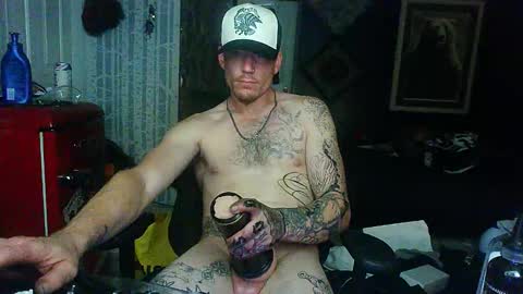 Snapshot of oh_you_know69 chatting on October 23, 11:20 am who dares toss me some tips lets have fun online show from October 23, 11:20 am