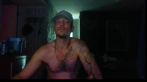 Snapshot of oh_you_know69 chatting on November 3, 1:51 am who dares toss me some tips lets have fun online show from November 3, 1:51 am