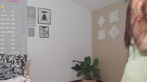 Snapshot of ohanna_ chatting on November 13, 11:25 pm ohanna_ online show from November 13, 11:25 pm