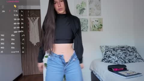 Snapshot of ohanna_ chatting on November 26, 10:11 pm ohanna_ online show from November 26, 10:11 pm