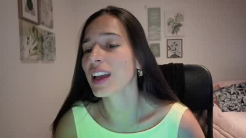 Snapshot of ohanna_ chatting on February 5, 10:36 pm ohanna_ online show from February 5, 10:36 pm