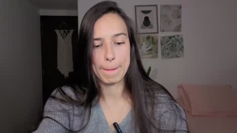 Snapshot of ohanna_ chatting on March 3, 11:43 pm ohanna_ online show from March 3, 11:43 pm