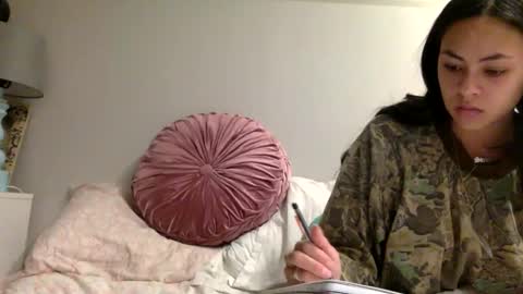 Snapshot of ohaufurt chatting on December 16, 4:45 am ohaufurt online show from December 16, 4:45 am