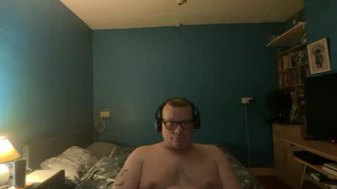 Snapshot of ohdannyboy2026 chatting on June 29, 9:26 pm ohdannyboy2026 online show from June 29, 9:26 pm