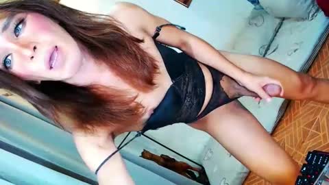 IM CHIE  DONT FORGET TO FOLLOW ME  MAKE ME SMILE HERE  THUMB UP FOR 25TOK  online show from May 8, 6:35 pm