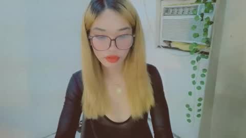 Snapshot of ohmyalessandraxcx chatting on September 25, 5:16 pm ohmyalessandraxcx online show from September 25, 5:16 pm