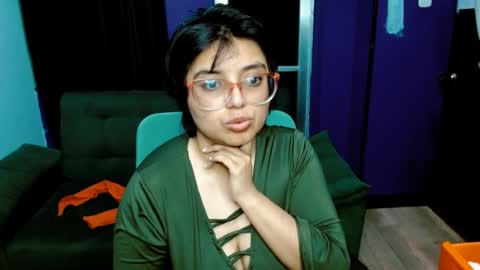 ohmysqueak online show from April 16, 11:00 am