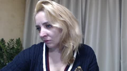 Mari online show from April 4, 3:31 pm