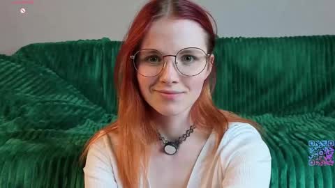 Yumi online show from April 9, 5:18 pm