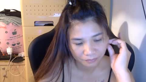Snapshot of oinjer09 chatting on July 3, 2:23 pm oinjer09 online show from July 3, 2:23 pm