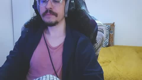 okako online show from April 15, 9:05 am