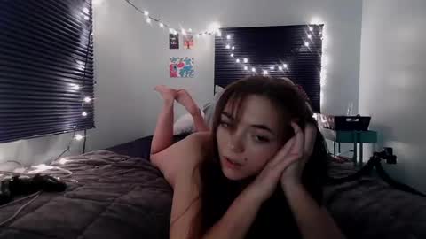 Snapshot of okalley19 chatting on September 14, 4:55 am Alley asian bratty online show from September 14, 4:55 am