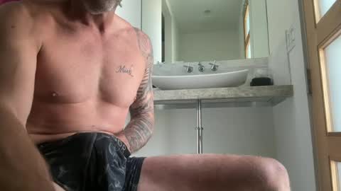Snapshot of oki42 chatting on July 8, 3:16 pm oki42 online show from July 8, 3:16 pm