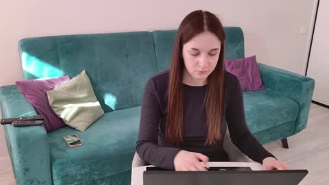 Ola queen online show from March 31, 5:52 am