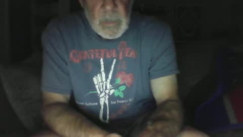 Snapshot of old_bald63 chatting on June 18, 8:25 am old_bald63 online show from June 18, 8:25 am