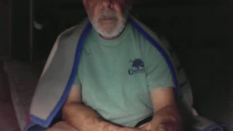 Snapshot of old_bald63 chatting on June 26, 6:40 am old_bald63 online show from June 26, 6:40 am