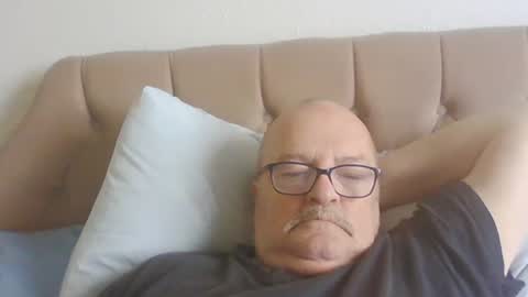 old_fkr online show from December 9, 10:22 am