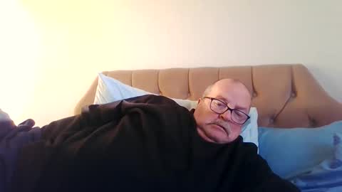 old_fkr online show from December 26, 2:27 pm