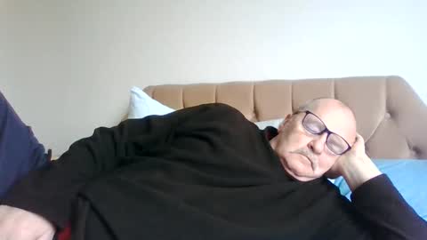 old_fkr online show from December 30, 1:58 pm