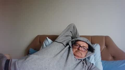 old_fkr online show from January 27, 12:58 pm