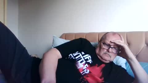 old_fkr online show from February 27, 5:26 pm