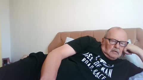 old_fkr online show from October 5, 9:18 am