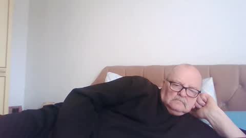 old_fkrr_ online show from February 25, 11:31 am