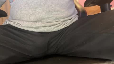 older_guy1 online show from May 10, 3:06 pm