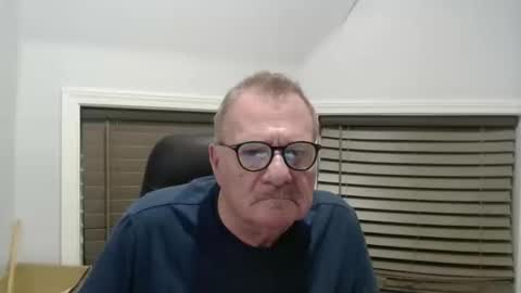 oldguybigd online show from October 15, 1:28 am