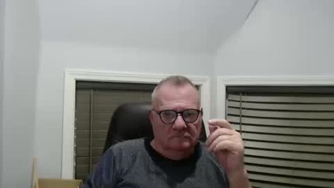 oldguybigd online show from October 18, 7:20 am