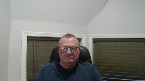 oldguybigd online show from November 10, 12:31 am
